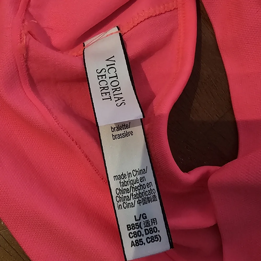 NWOT Victoria Secret bralette - Picture 2 of 4